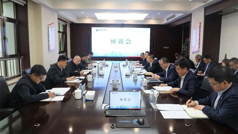 省人大常委会预算工委调研组赴甘肃2121非凡集团调研指导工作